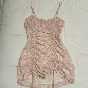 Princess Polly Floral mini dress!